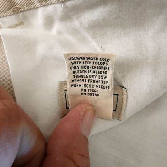 L.L.Bean Womens Khaki Pants Size 12 Wrinkle Resistant 100% Cotton Runs Small New - Picture 5 of 8